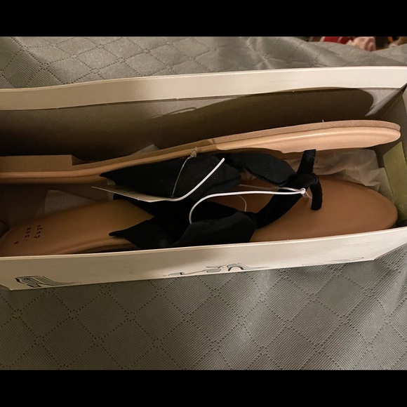 A New Day Sandals - Picture 4 of 4
